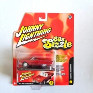 2005 Johnny Lightning "60s Sizzle" Series Red 1962 Ford Thunderbird Car